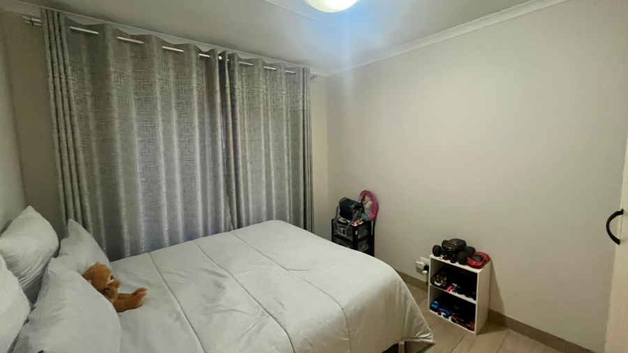 2 Bedroom Property for Sale in Flamwood North West